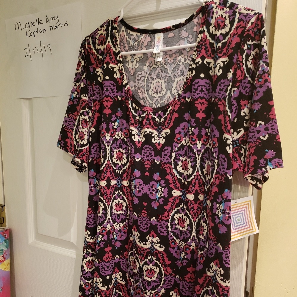 Nwt xl perfect tee